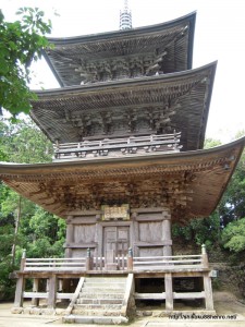 鶴林寺三重塔