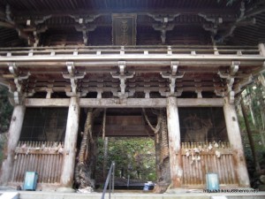 44大宝寺山門