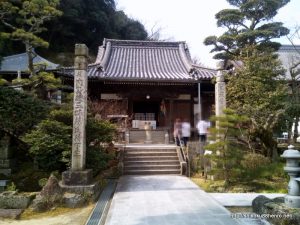 甲山寺本堂