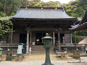 薬王寺の本堂