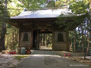 太龍寺山門